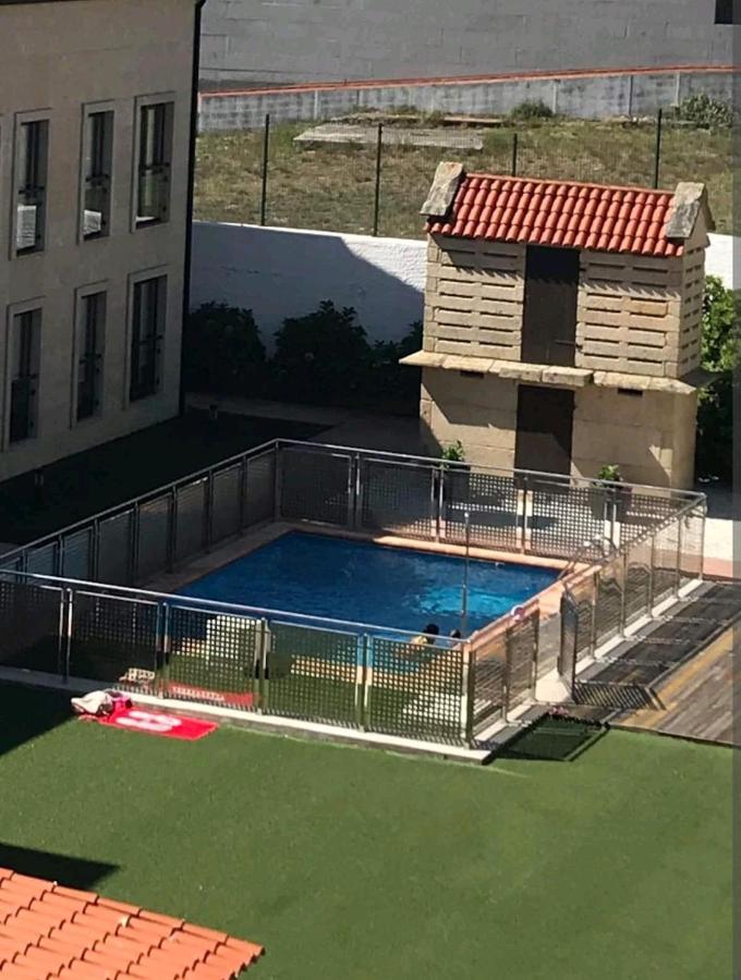 Appartamento Apartamento En La Playa Ribeira Esterno foto