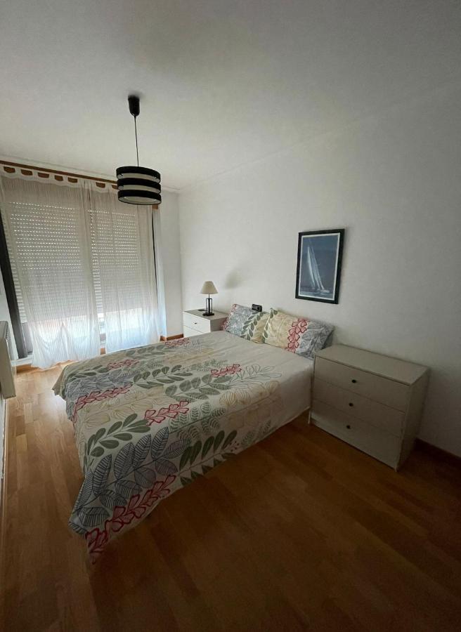 Appartamento Apartamento En La Playa Ribeira Esterno foto